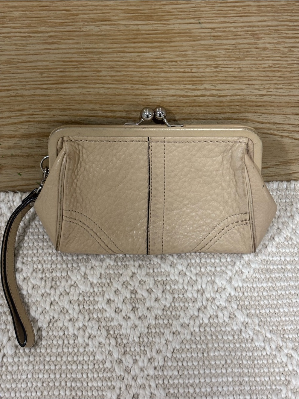 Coach kiss lock wristlet